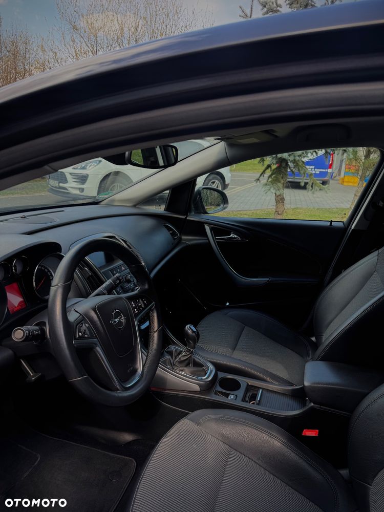 Opel Astra 1.4 T Cosmo - 12