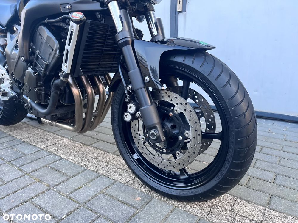 Yamaha FZ6 - 24