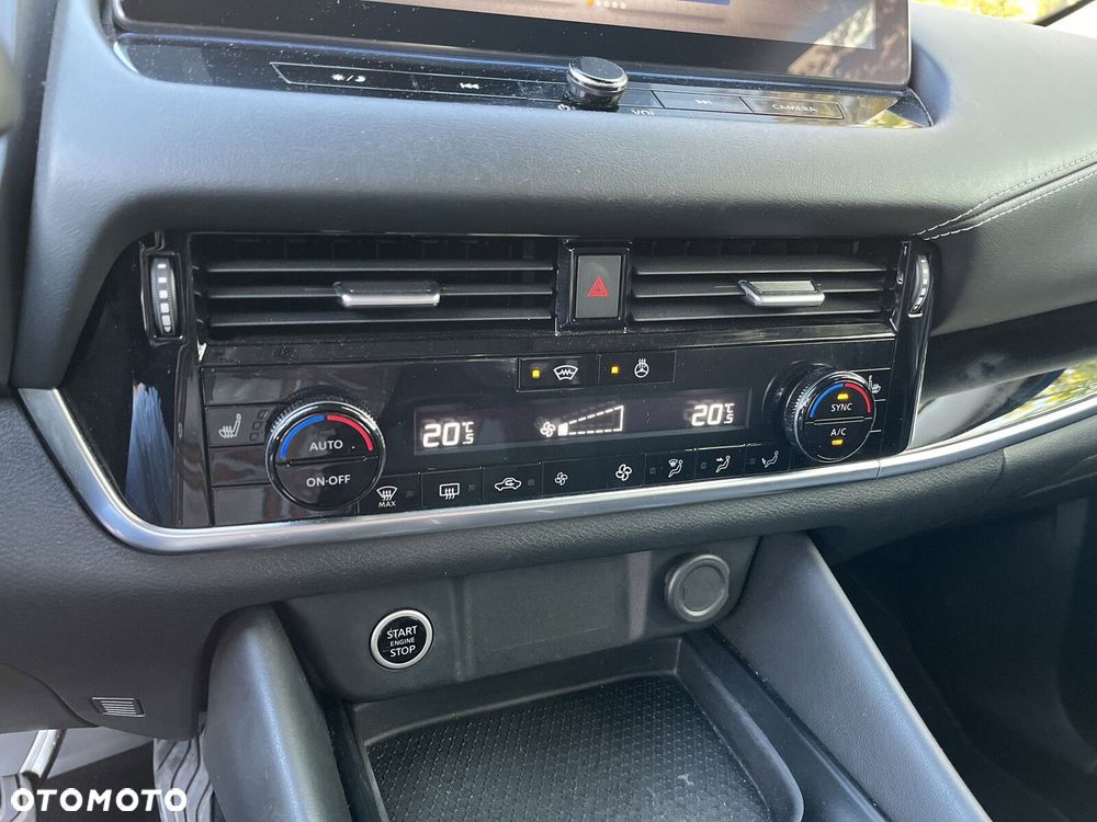 Nissan Qashqai 1.3 DIG-T mHEV N-Connecta Xtronic - 19