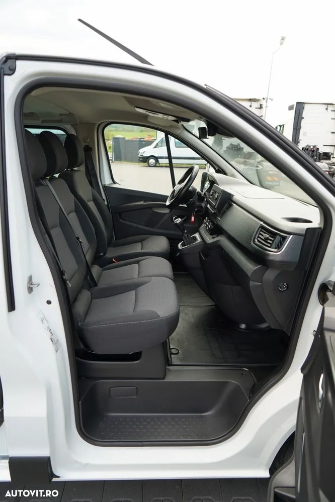 Renault TRAFIC III / AUTOBUS / 9 LOCURI / PRIMUL PROPRIETAR / DEALER POLONESE / 2022 / - 28