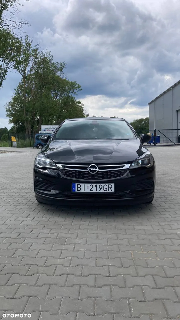 Opel Astra - 2