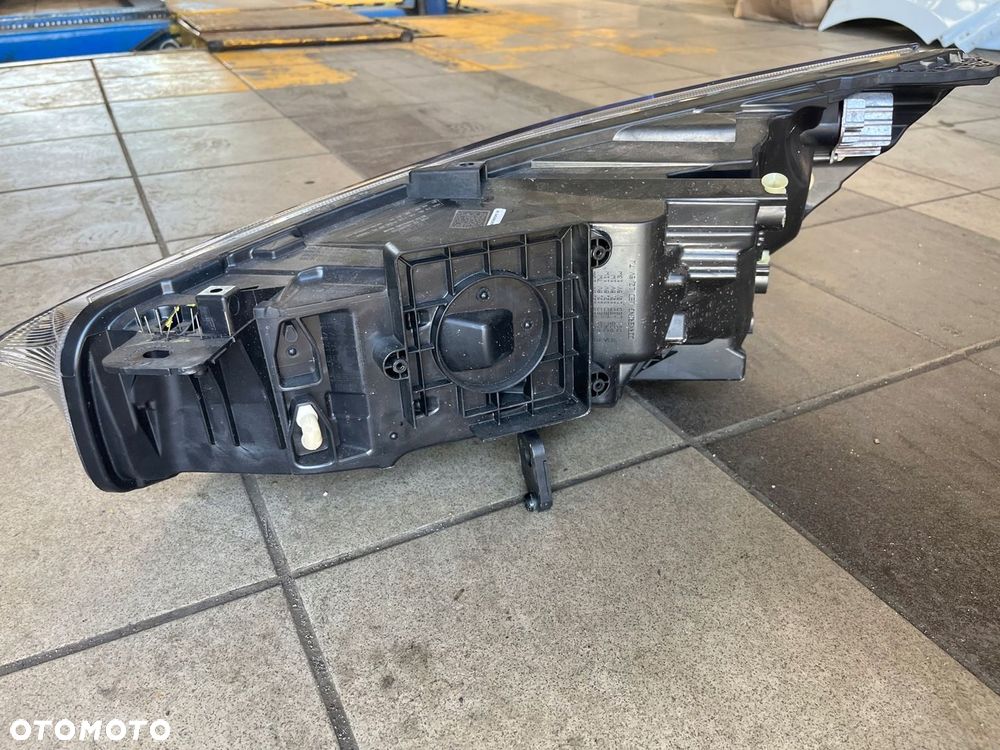 Lampa prawa przednia FORD FOCUS MK4 IV LIFT LED - 12