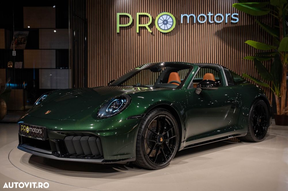 Porsche 911 Targa 4 GTS PDK - 2