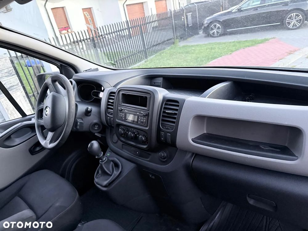 Renault Trafic - 10