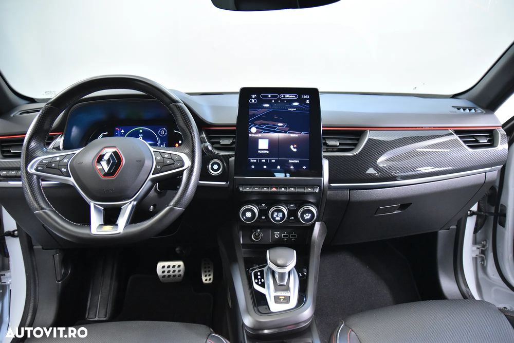 Renault Arkana E-TECH 145 R.S.LINE - 9