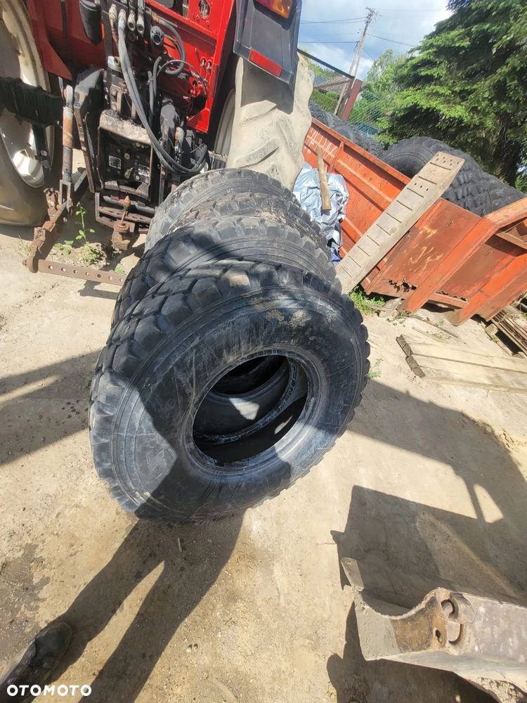 Opona 12.00R20 - 2