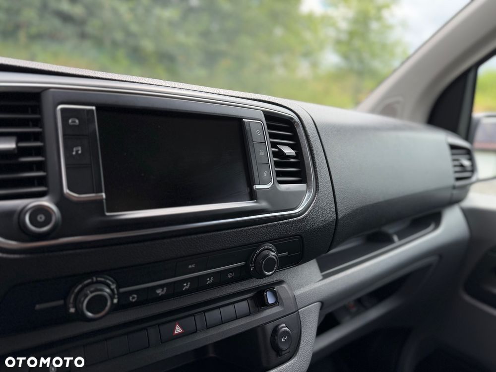 Opel Vivaro Long 3,1t Enjoy (bryg.) - 17