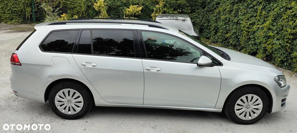Volkswagen Golf 1.6 TDI BlueMotion Trendline - 5