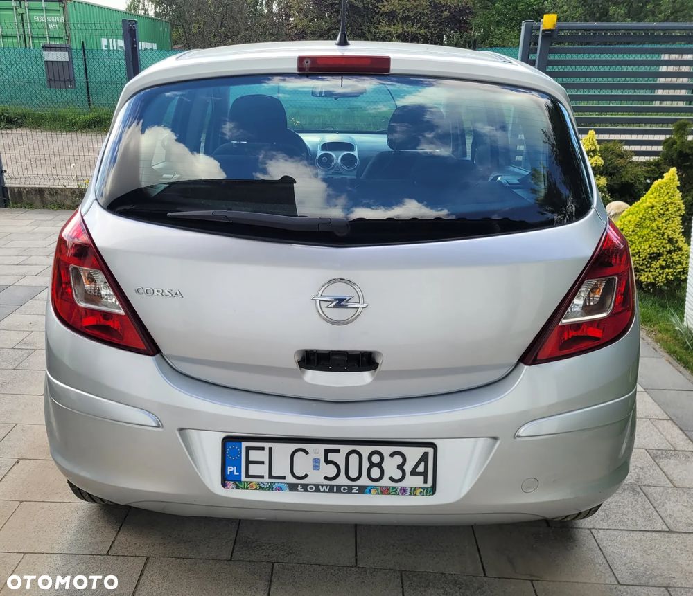 Opel Corsa 1.0 12V Essentia - 5