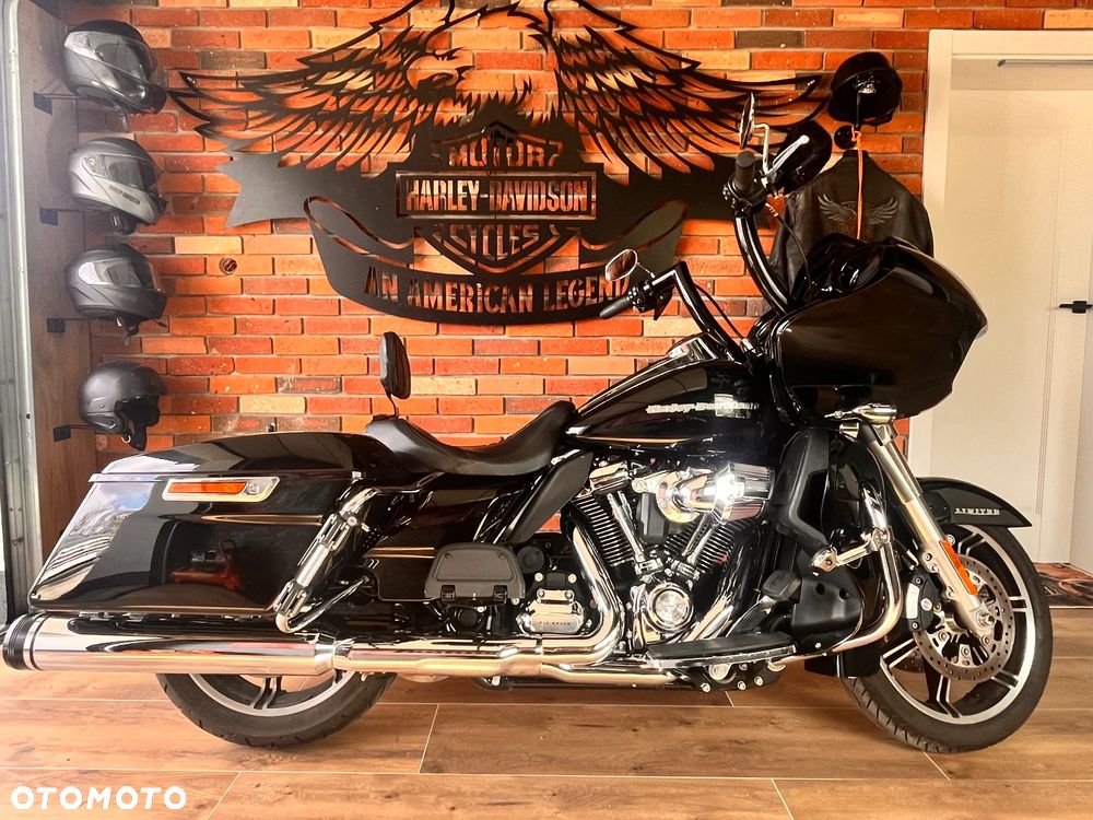 Harley-Davidson Touring Road Glide - 1