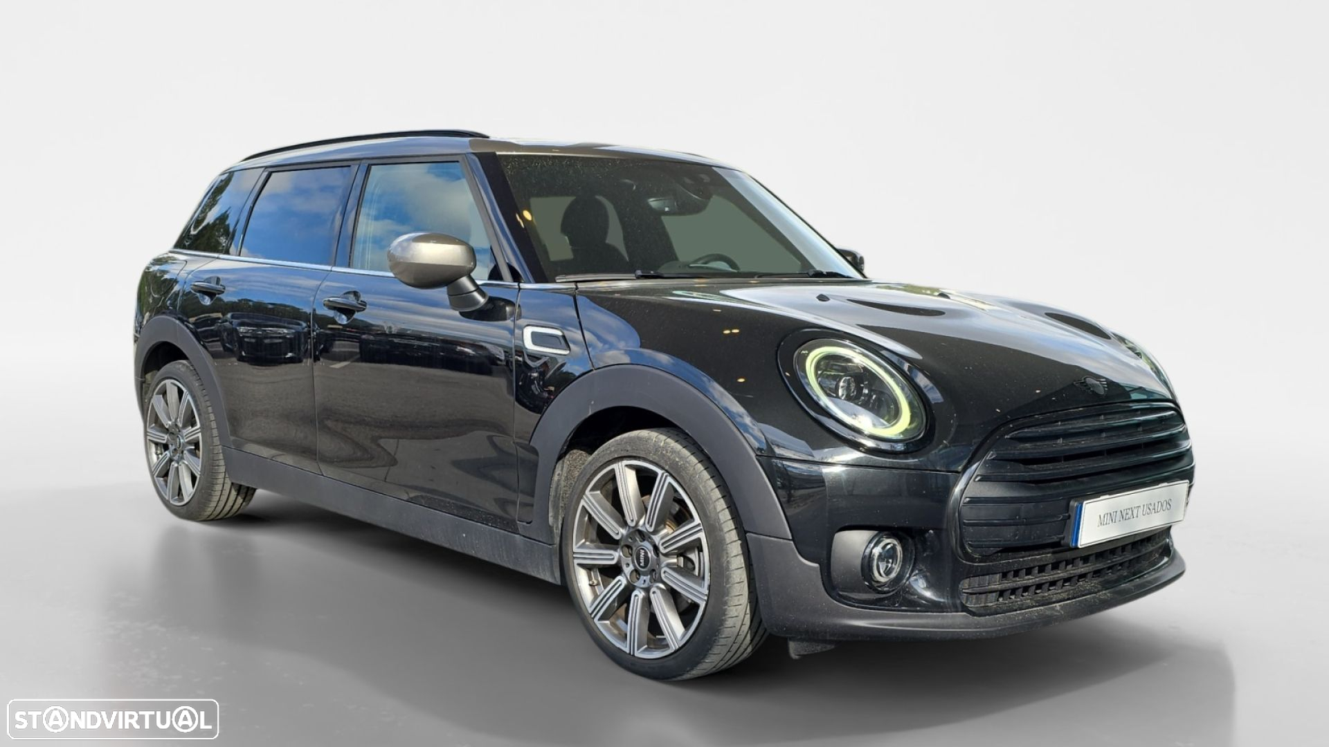 MINI Clubman Cooper D Premium Classic Auto - 4