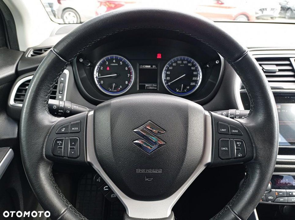 Suzuki SX4 S-Cross - 17