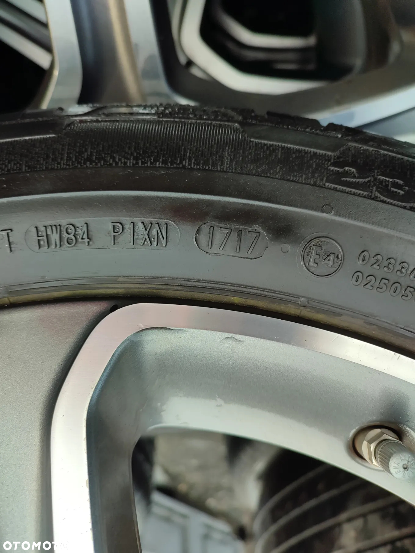 Koła kompletne lato letnie Mercedes 7.5Jx19 ET47 19 cali 235/50 R19 - 4