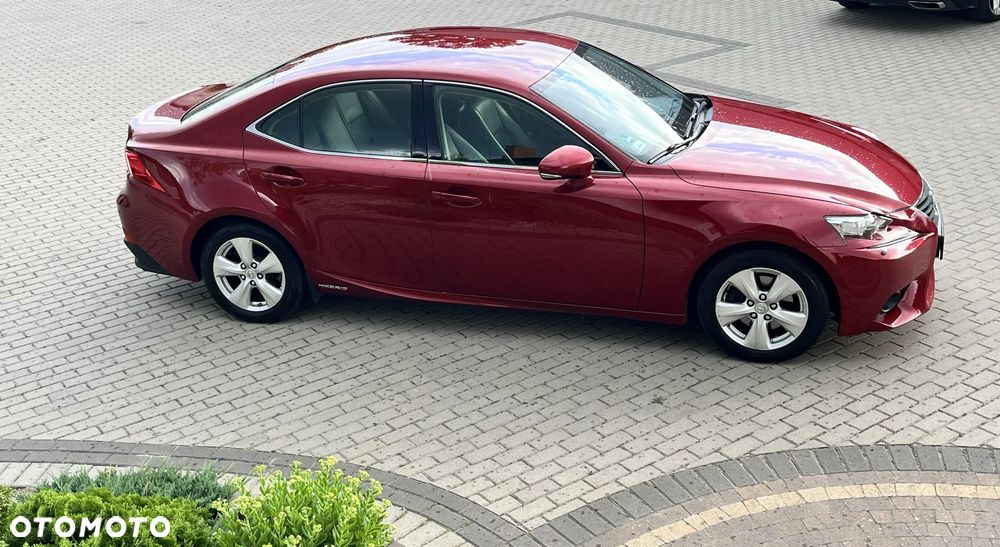 Lexus IS 300h Elite - 3