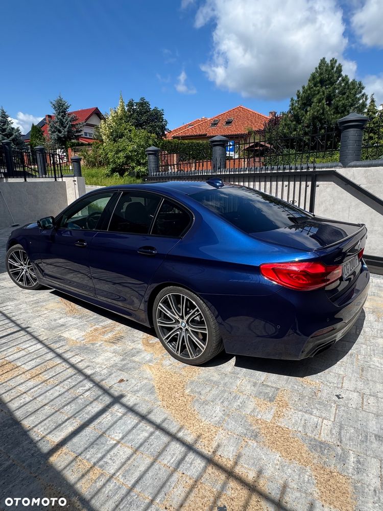 BMW Seria 5 M550i xDrive - 3