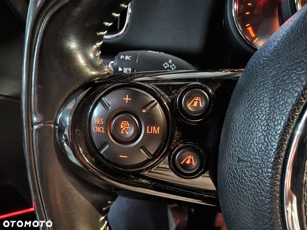 MINI Countryman Cooper SE ALL4 Untamed Edition - 13