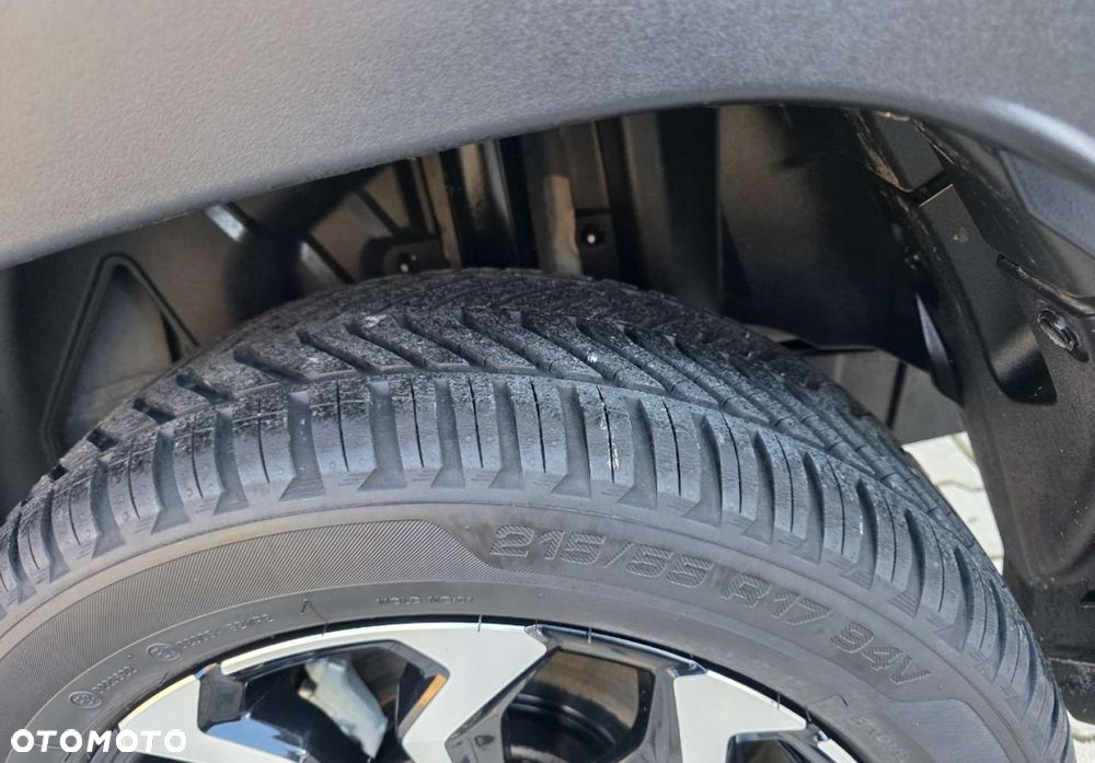 Toyota Yaris Cross - 37