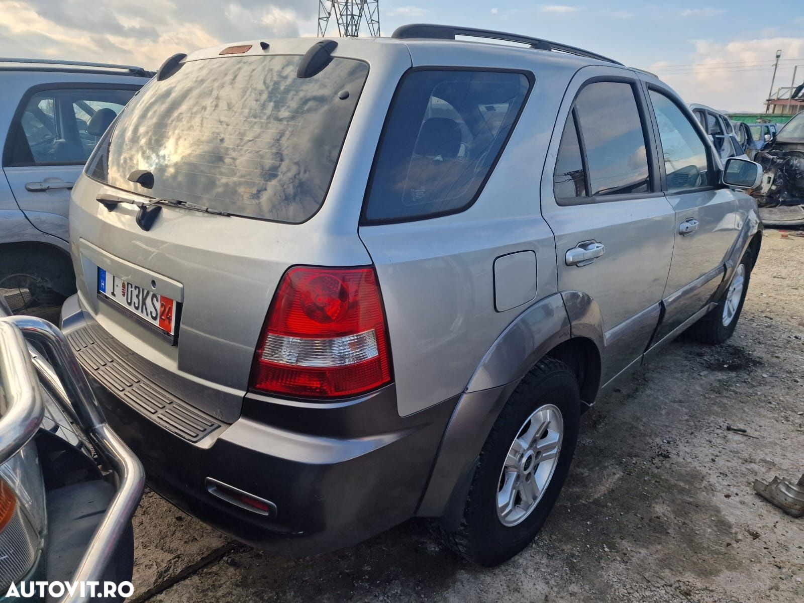 Dezmembram Kia Sorento 2005 2.5crdi Cutie Automata - 3