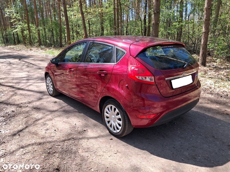 Ford Fiesta - 5