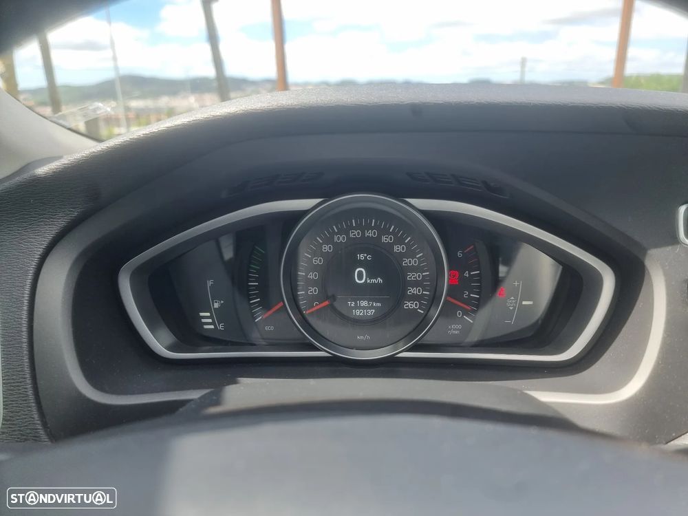 Volvo V40 1.6 D2 Eco Kinetic - 9