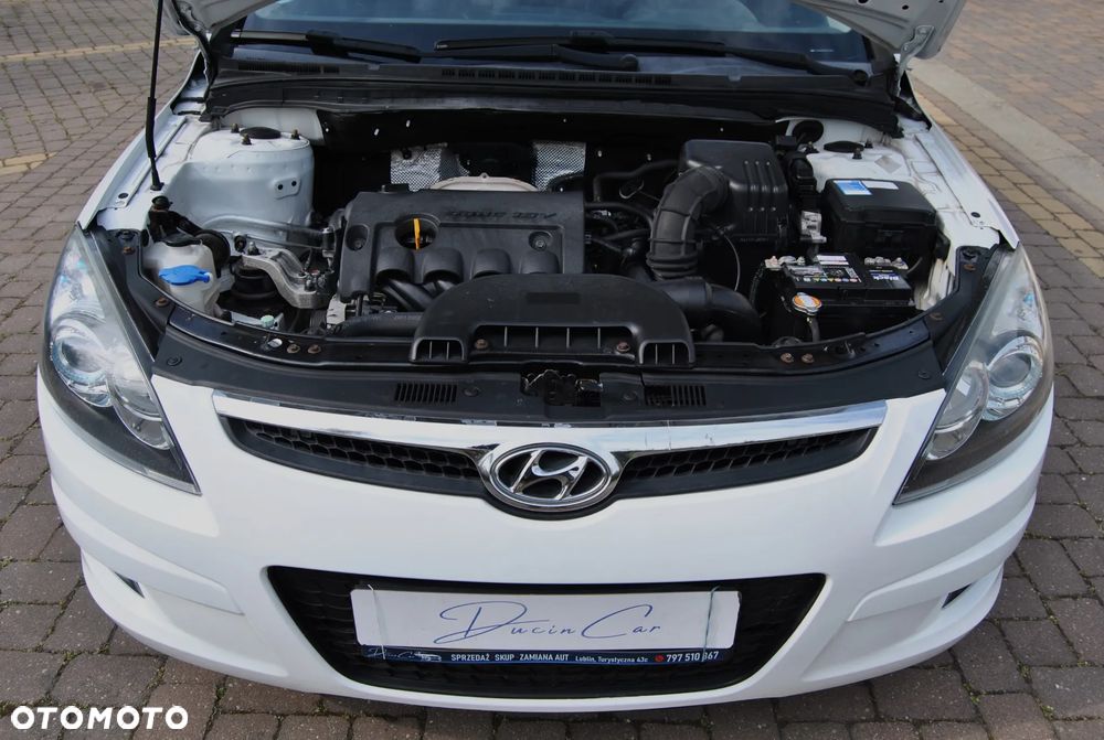 Hyundai i30 1.4 Blue Comfort - 13