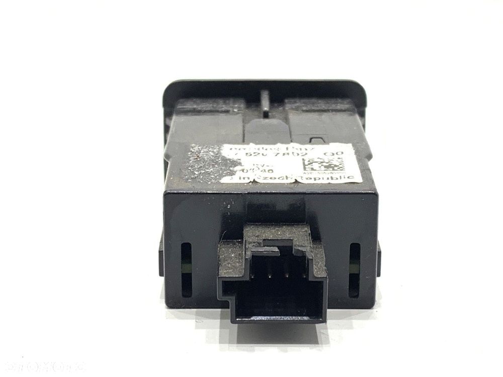 GNIAZDO USB  MERCEDES-BENZ eSPRINTER Skrzynia (B910) 2020 - 2022 Electric (910.633) 85 kW [116 KM] - 3
