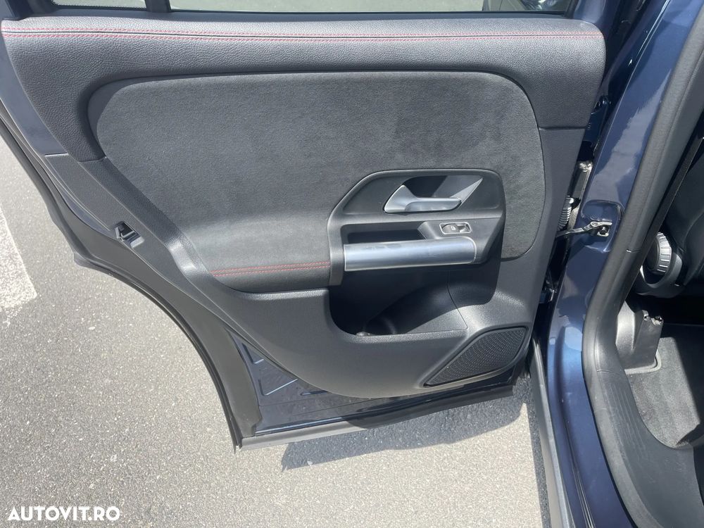 Mercedes-Benz GLA 250 e - 22