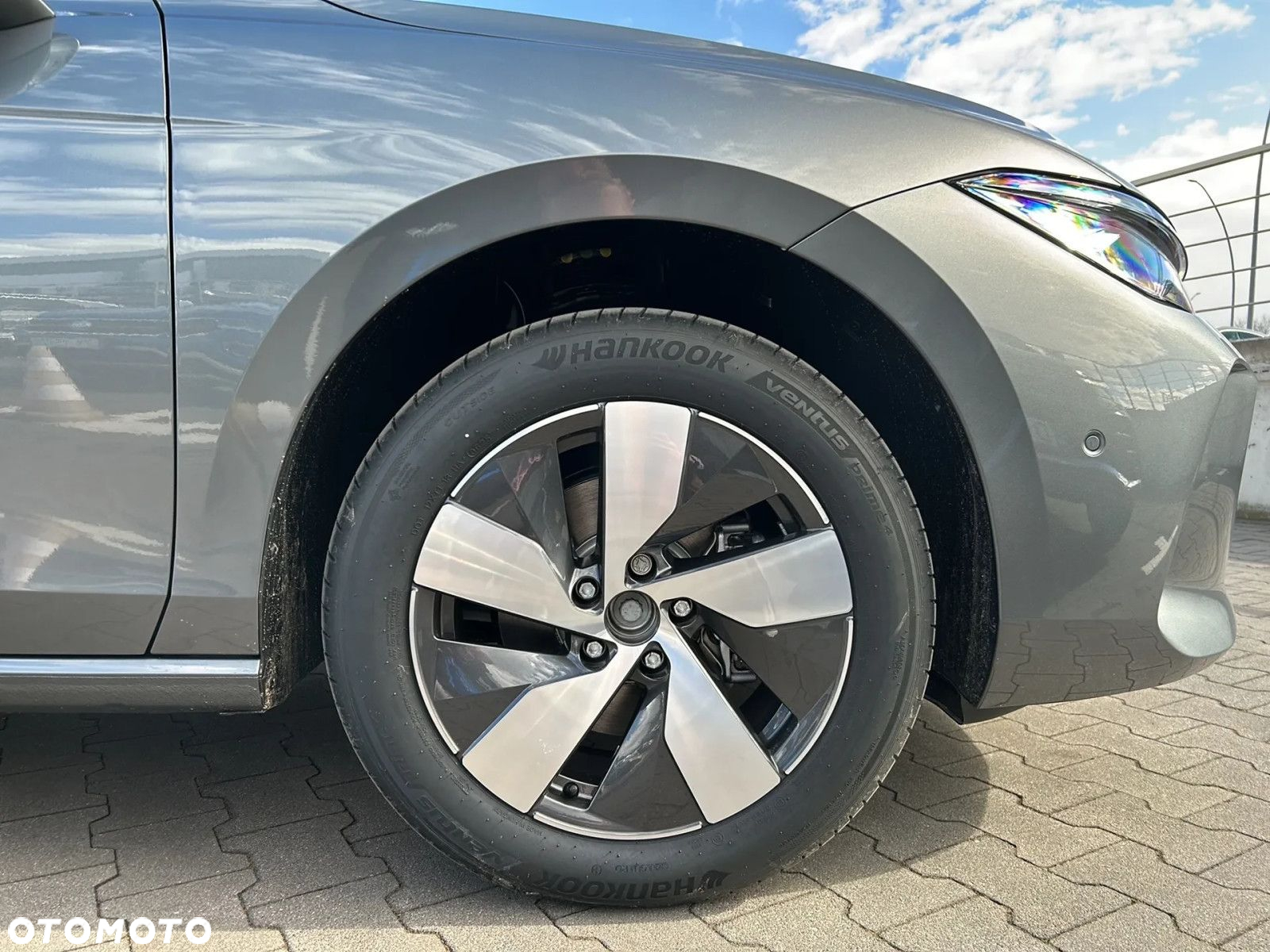 Volkswagen Passat - 22
