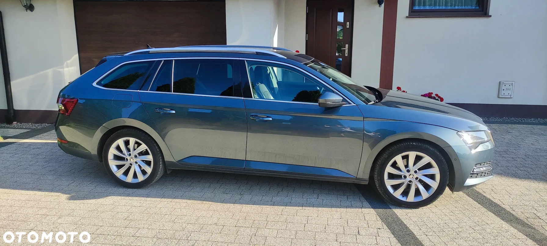 Skoda Superb 2.0 TDI SCR Style DSG - 4