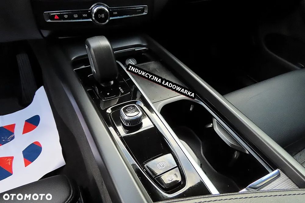 Volvo XC 60 B5 B AWD Ultimate Black Edition - 30