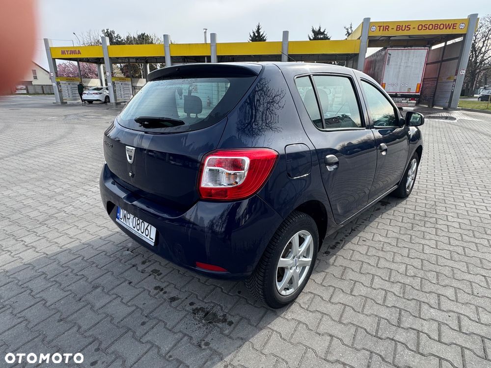 Dacia Sandero 1.2 16V 75 Essentiel - 5