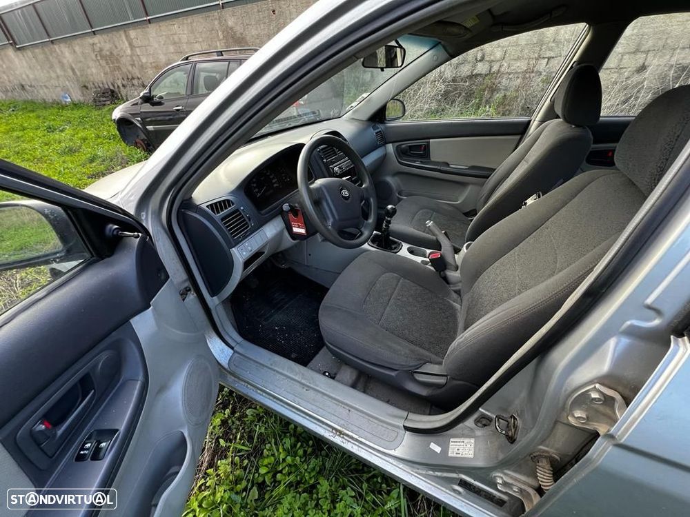kia Cerato diesel para pecas - 5