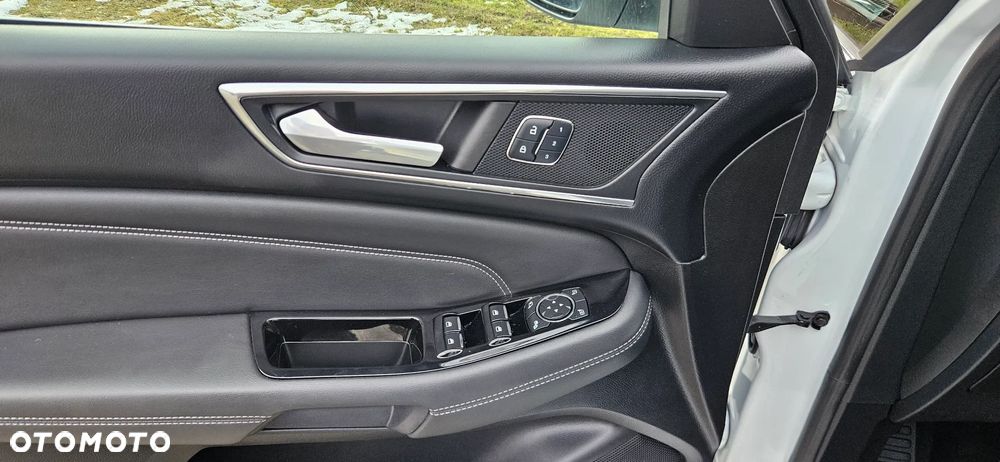 Ford S-Max 2.0 TDCi Titanium - 27