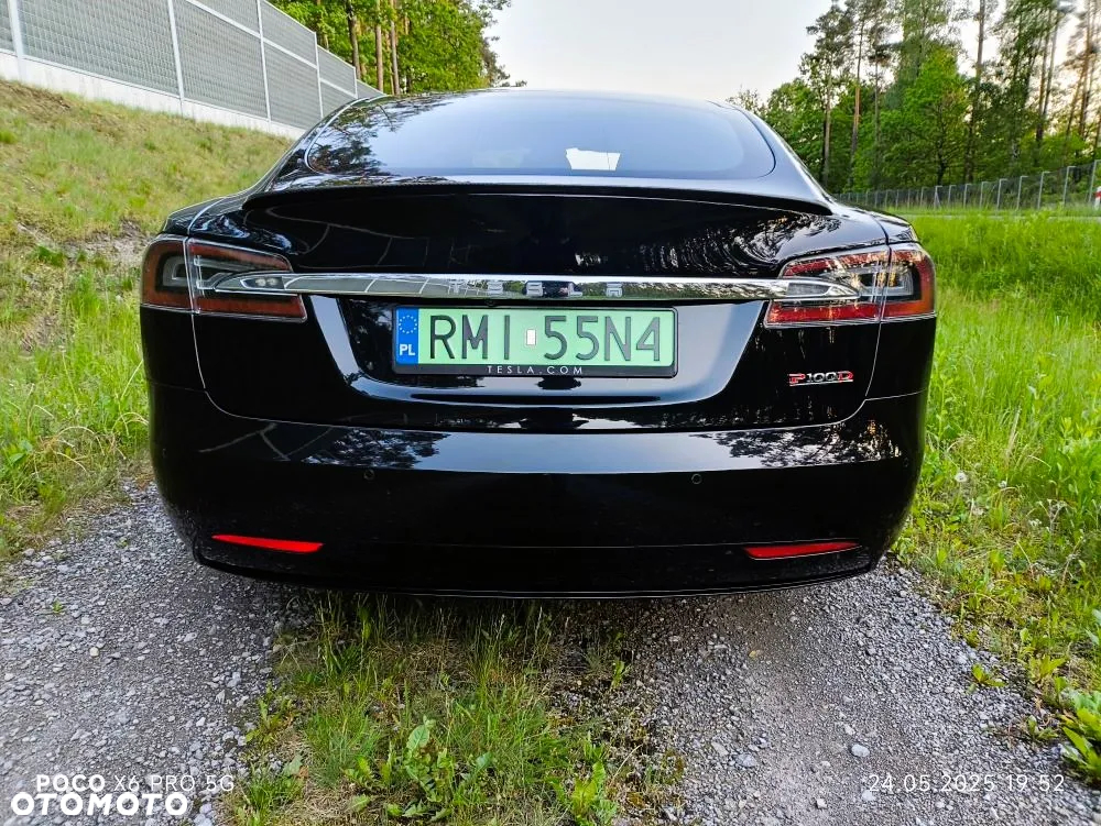 Tesla Model S Performance - 9