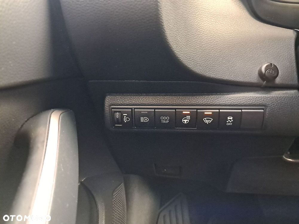 Toyota Corolla 1.8 Hybrid Style - 23