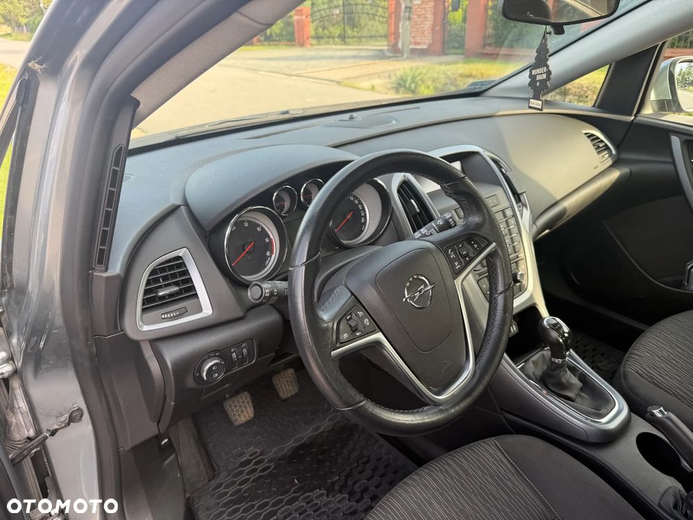 Opel Astra 1.6 CDTI Cosmo - 7