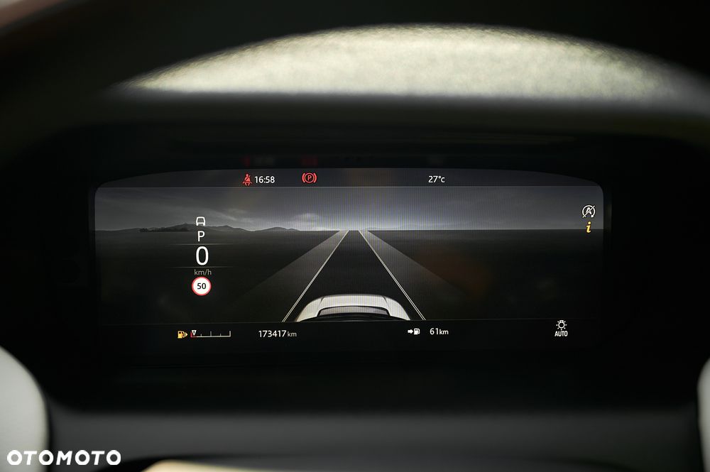 Land Rover Discovery Sport 2.0 D180 R-Dynamic S - 26