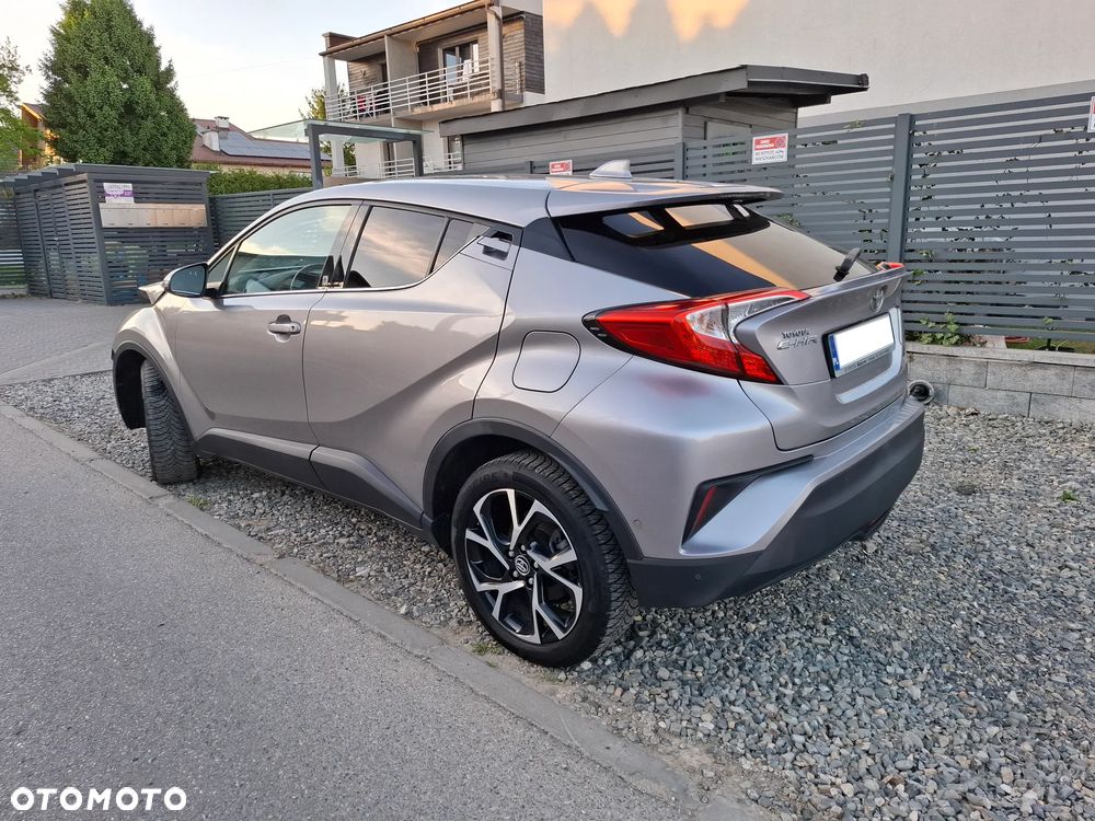 Toyota C-HR 1.2 Turbo Team Deutschland - 9