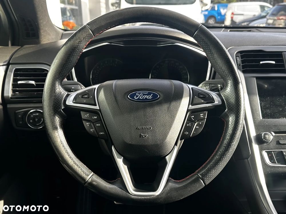 Ford Mondeo 1.5 EcoBoost ST-Line - 11