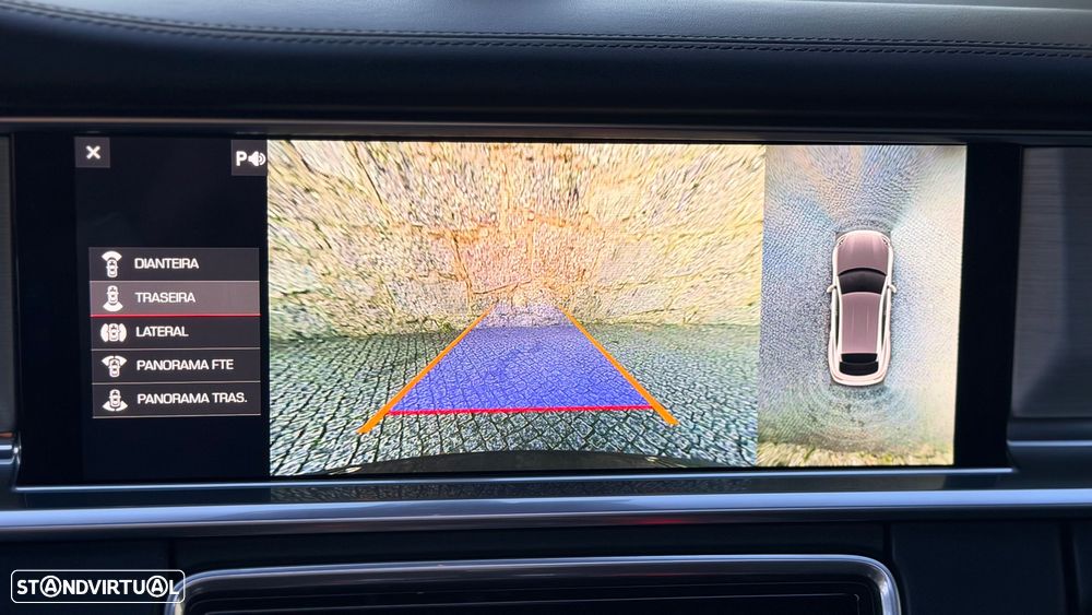 Porsche Panamera Sport Turismo 4 E-Hybrid - 22