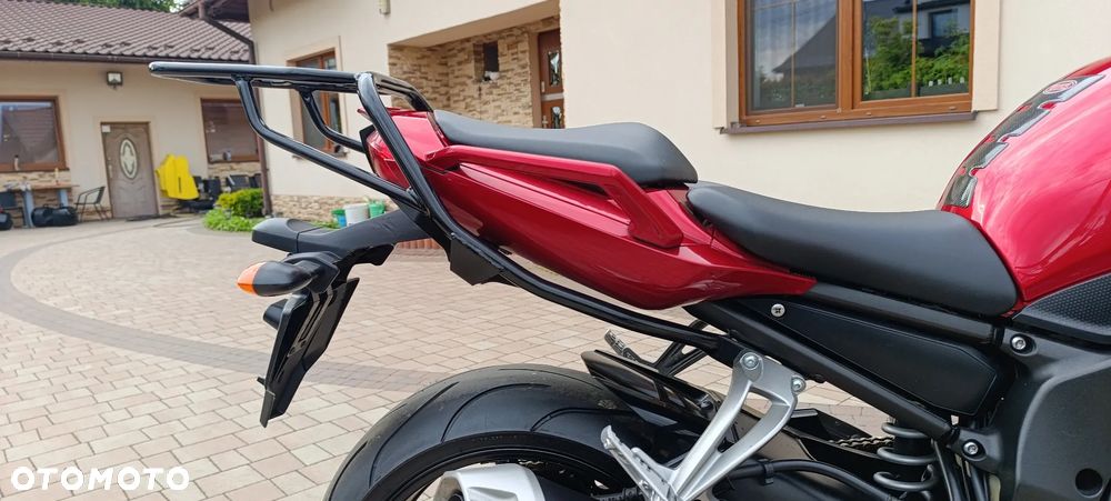 Yamaha FZ - 22