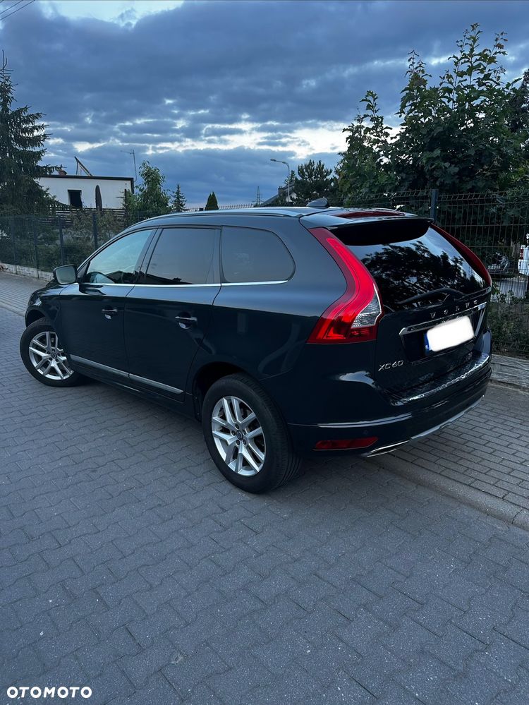 Volvo XC 60 D4 Momentum Pro - 7