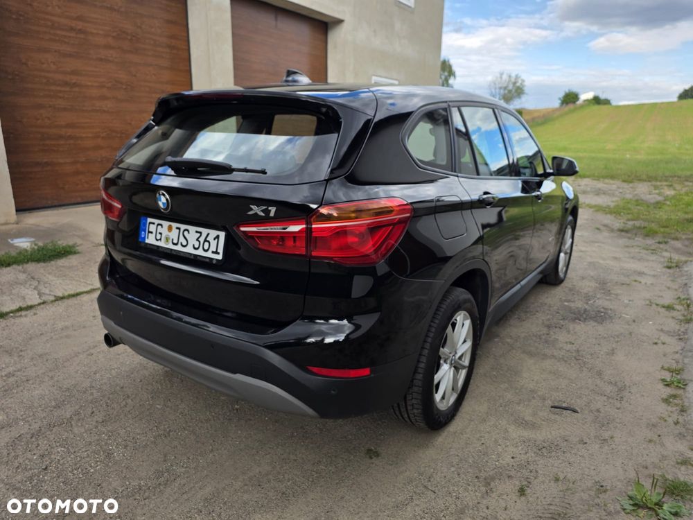 BMW X1 sDrive18i - 5