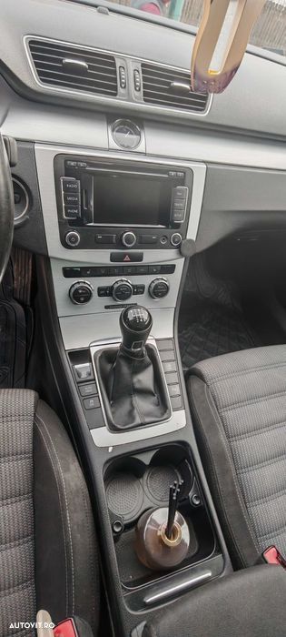 Volkswagen Passat 2.0 TDI 4Motion BlueMotion Technology Comfortline - 2