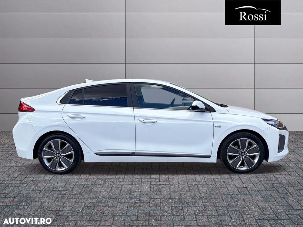 Hyundai IONIQ 1.6 GDI Style - 10