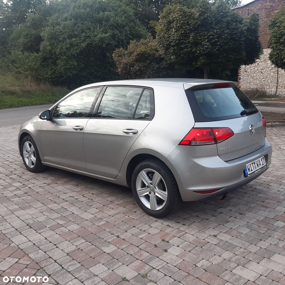 Volkswagen Golf - 3