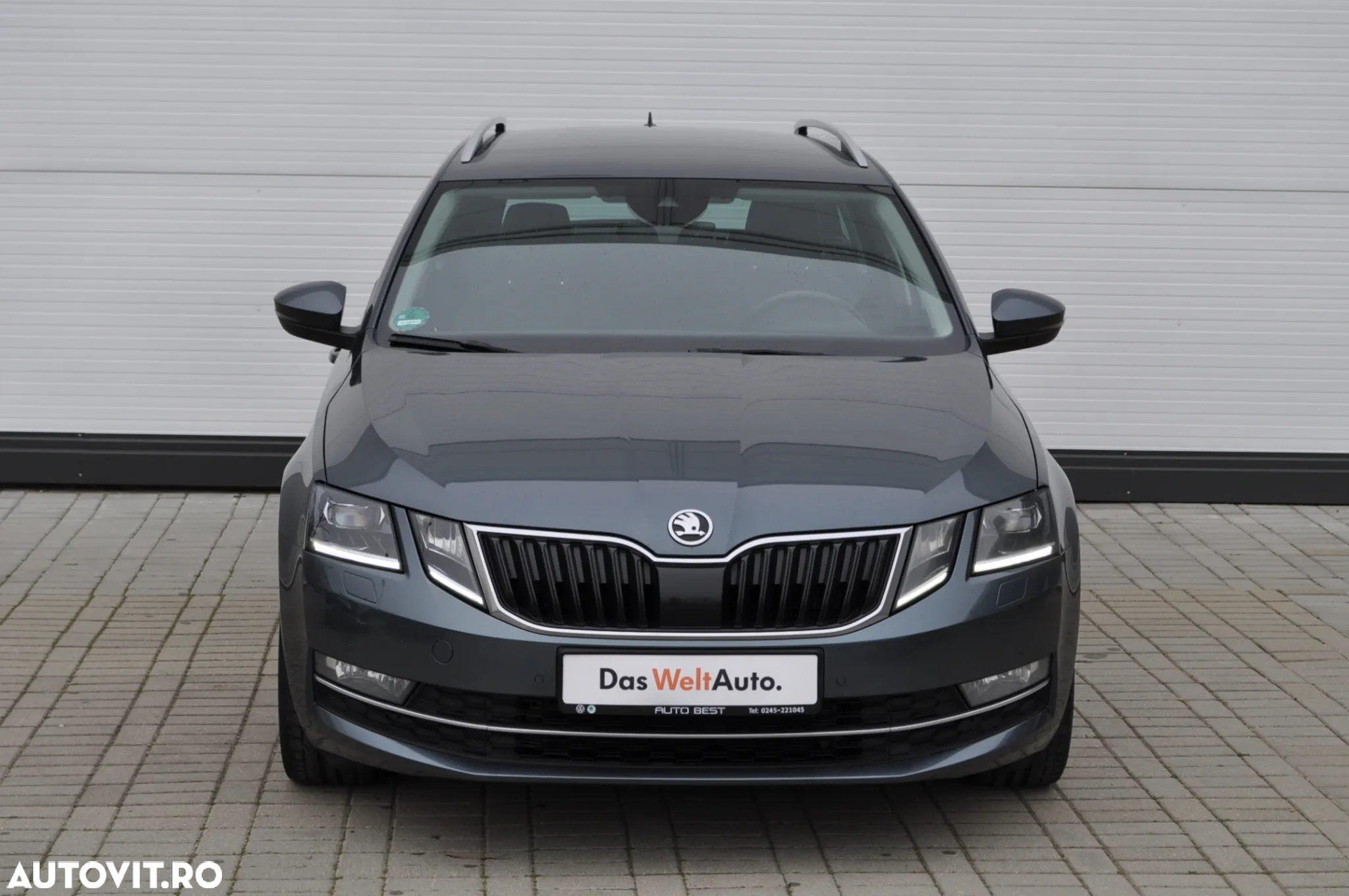 Skoda Octavia Combi 1.5 TSI ACT DSG Style - 4
