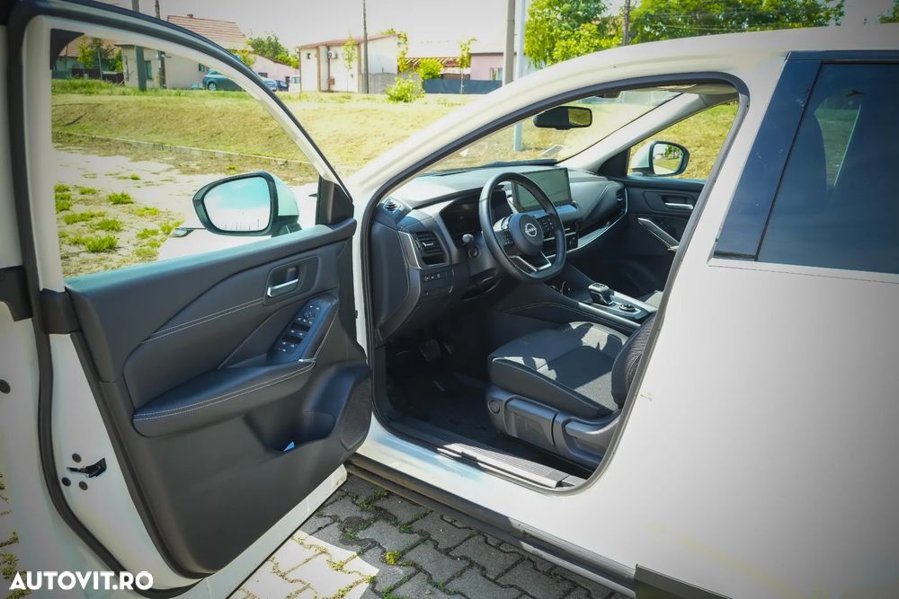 Nissan Qashqai 1.3 l 156CP X-Tronic 4WD MHEV N-Connecta - 6