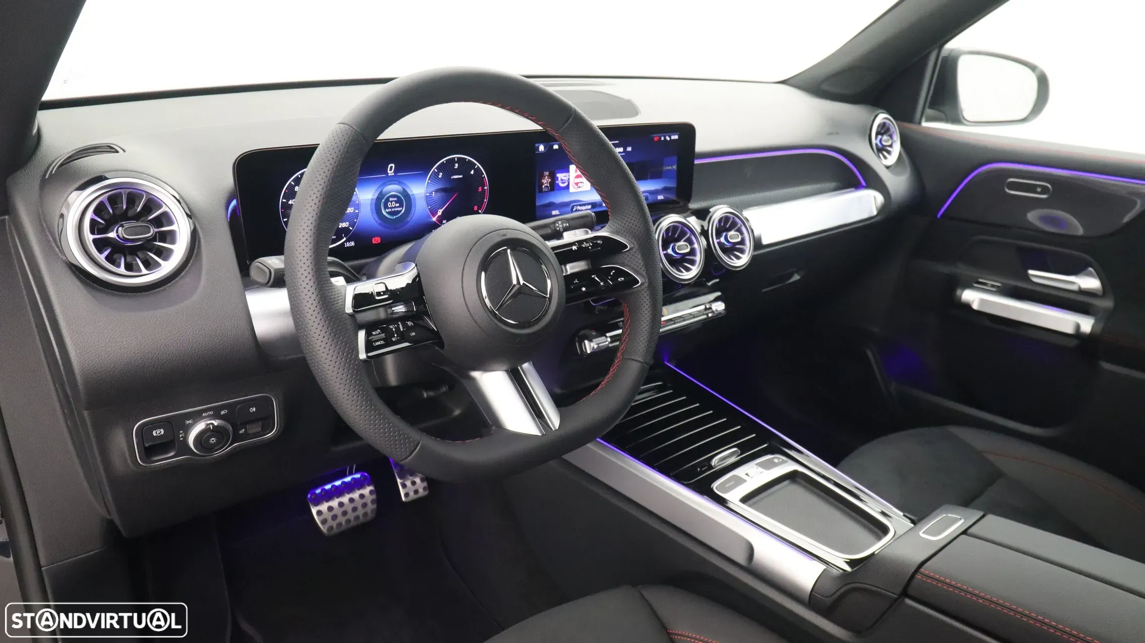 Mercedes-Benz GLB 180 d AMG Line - 24