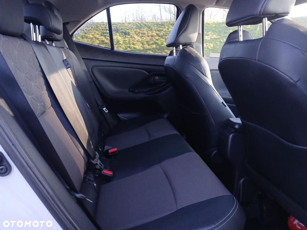 Toyota Yaris Cross - 13